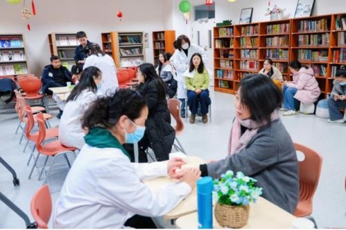 從校園到社區，同仁堂中醫藥文化傳遞冬日溫情